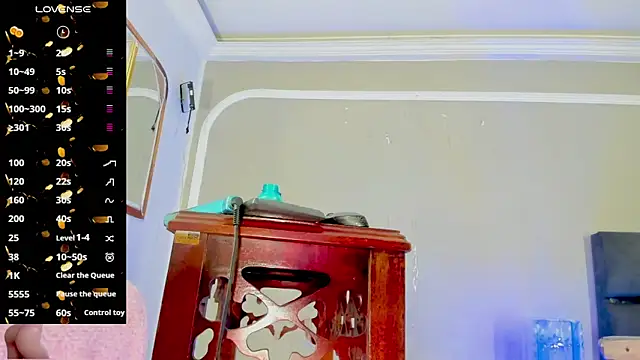 Jimena Grey online show from 04/06/26, 11:06