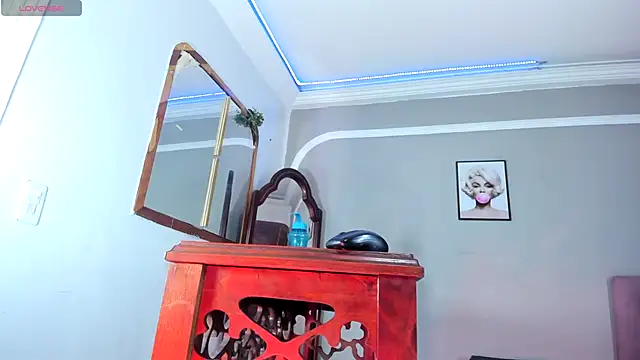 Jimena Grey online show from 10/23/25, 01:48