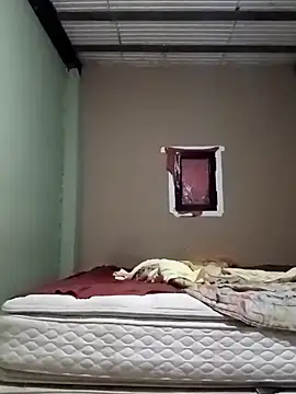 Snapshot of Michellluxo chatting on 02/14/26, 12:49 Michellluxo online show from 02/14/26, 12:49