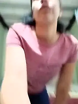 Michellluxo online show from 04/13/26, 03:27