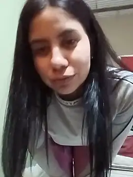 Michellluxo online show from 06/03/26, 12:44
