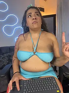 miss grace 01 online show from 12/19/25, 03:54