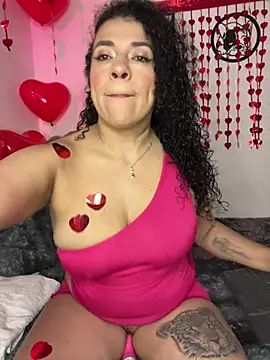 Snapshot of miss_grace_01 chatting on 02/15/25, 04:14 miss grace 01 online show from 02/15/25, 04:14