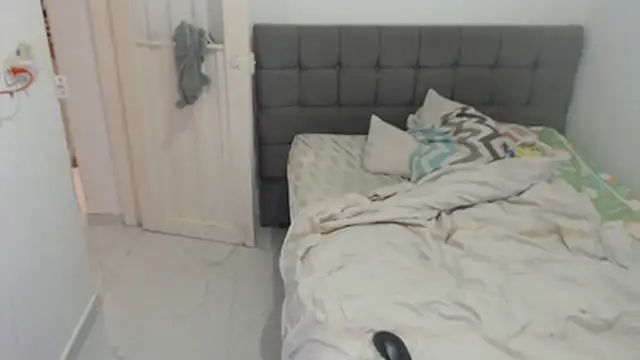 69 anal hard online show from 02/20/26, 01:35