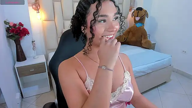 Snapshot of kitty_kayo chatting on 01/15/26, 03:32 kitty kayo online show from 01/15/26, 03:32