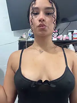 kitty kayo online show from 11/10/25, 04:17