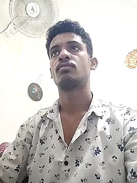 Snapshot of curlyhairboy_ chatting on 09/10/25, 04:55 curlyhairboy online show from 09/10/25, 04:55