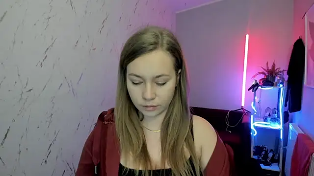 holly xglam online show from 01/08/26, 08:37