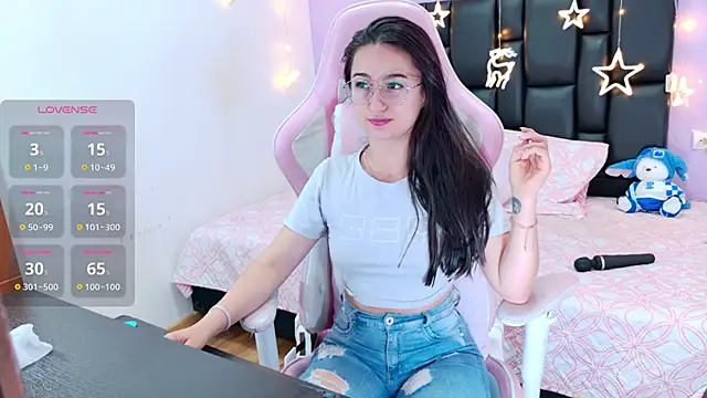 im-eliza online show from 12/18/25, 05:28