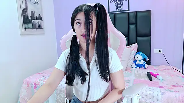 im-eliza online show from 06/26/26, 04:46