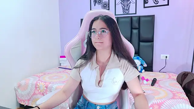 im-eliza online show from 05/15/26, 04:16