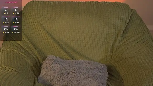 Snapshot of happywhores chatting on 11/24/25, 09:48 happywhores online show from 11/24/25, 09:48