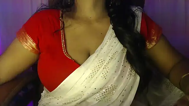 Snapshot of Prita07 chatting on 09/28/25, 10:00 Prita07 online show from 09/28/25, 10:00