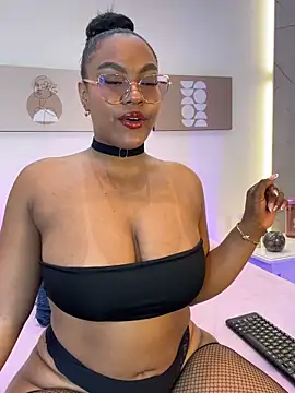 Esmeralda Duarte online show from 03/05/26, 04:09