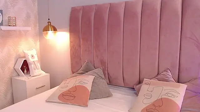 LeenaBrown online show from 03/05/26, 12:46