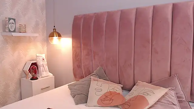 LeenaBrown online show from 03/17/26, 12:41