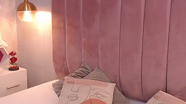 LeenaBrown online show from 04/13/26, 12:42