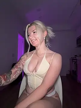 Anour amour online show from 11/28/25, 12:55