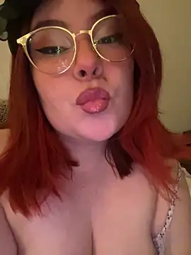 Snapshot of hotlove-uk chatting on 02/08/25, 09:57 hotlove-uk online show from 02/08/25, 09:57