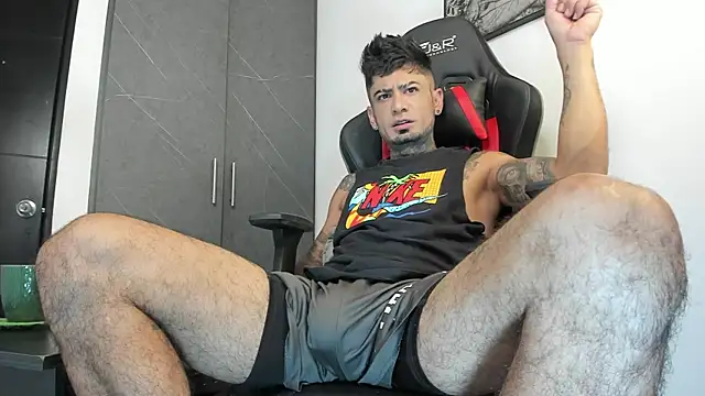 Snapshot of sergiio_mesa27 chatting on 09/26/25, 01:18 sergiio mesa27 online show from 09/26/25, 01:18