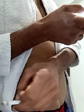 Kurtsikicixh online show from 12/15/25, 12:27