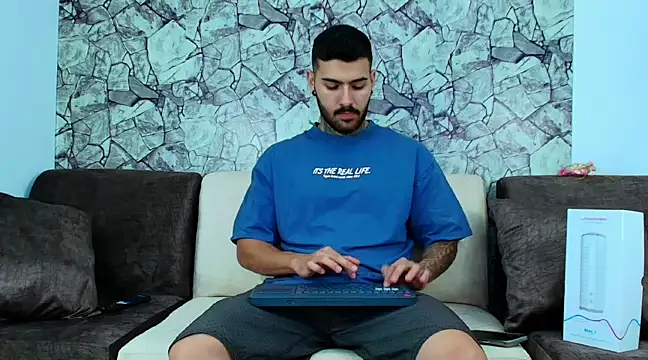 silvano torres online show from 12/06/24, 08:23