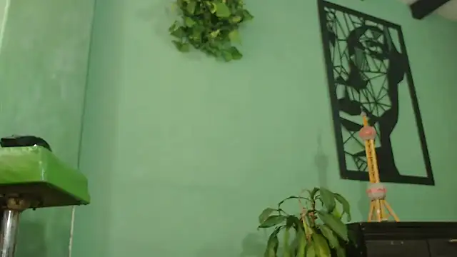 thirstymoonxx online show from 09/28/25, 06:59