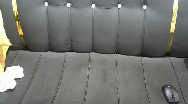 Snapshot of pretty_maliah chatting on 02/20/25, 11:53 pretty maliah online show from 02/20/25, 11:53