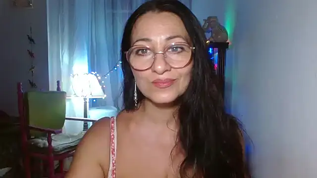 Snapshot of KeisyNeonX chatting on 09/13/25, 07:47 KeisyNeonX online show from 09/13/25, 07:47