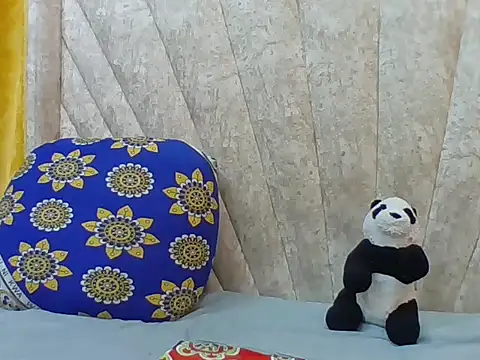 Sexy Villagegal online show from 10/26/25, 01:11