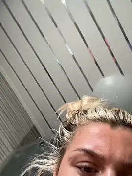 IrishTeenBarbie69 online show from 03/22/26, 01:34