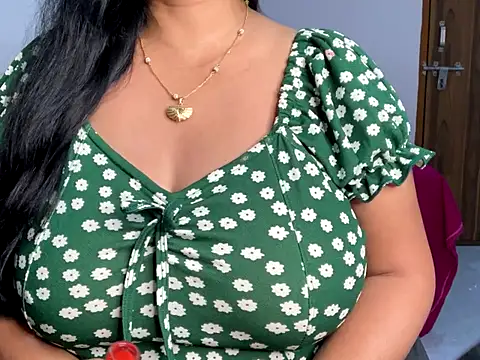 Aishwarya 101  online show from 11/24/25, 04:29