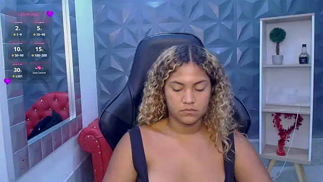 Cristal War online show from 04/15/26, 03:34