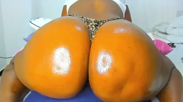 Snapshot of Natasha_Spencer chatting on 03/02/26, 05:08 Natasha Spencer online show from 03/02/26, 05:08