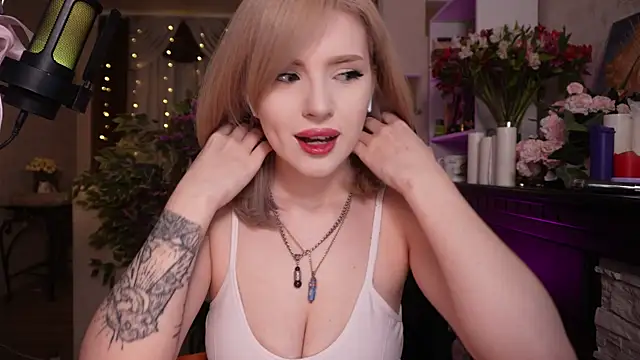 Chriss Fox online show from 02/22/26, 03:35