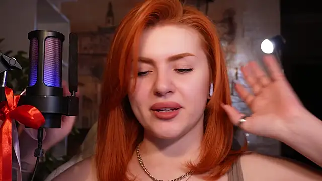 Chriss Fox online show from 02/19/25, 03:27