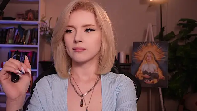 Chriss Fox online show from 04/23/26, 03:24