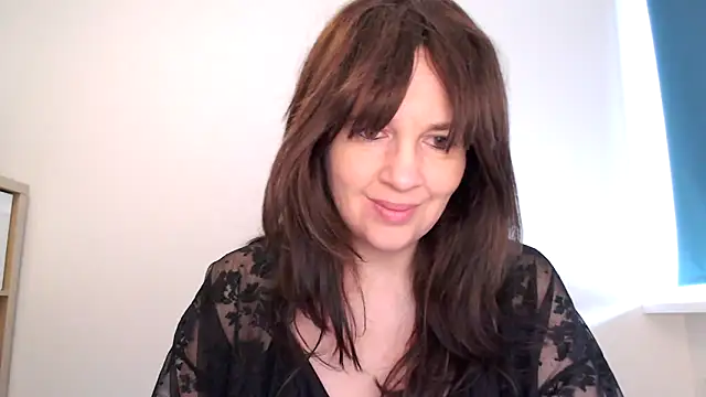 Ella Next Door online show from 02/01/26, 08:23