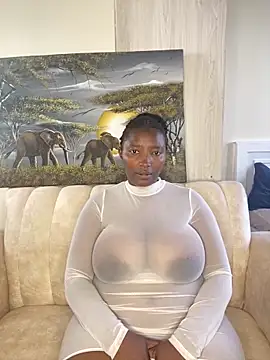 Snapshot of Naughty-sonia2 chatting on 02/05/25, 01:44 Naughty-sonia2 online show from 02/05/25, 01:44