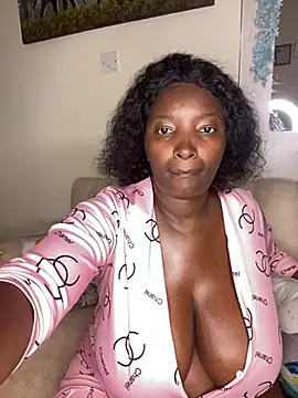 Snapshot of Naughty-sonia2 chatting on 03/13/25, 04:56 Naughty-sonia2 online show from 03/13/25, 04:56