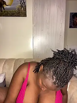 Snapshot of Naughty-sonia2 chatting on 02/26/25, 07:10 Naughty-sonia2 online show from 02/26/25, 07:10