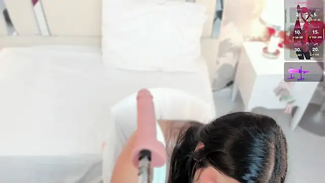 Miliaangeles online show from 12/20/25, 08:39