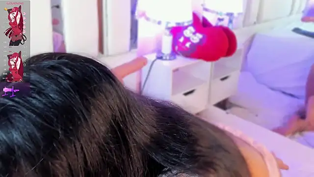 Miliaangeles online show from 10/18/25, 12:18