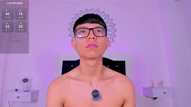 CodyTwink online show from 03/28/26, 01:34