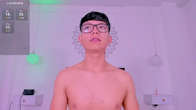 CodyTwink online show from 10/30/25, 02:47