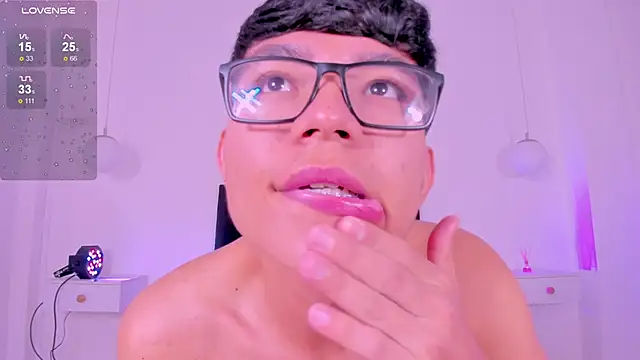 CodyTwink online show from 11/15/25, 03:16