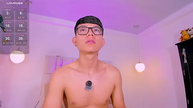 CodyTwink online show from 04/11/26, 05:38