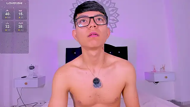 CodyTwink online show from 03/26/26, 01:09