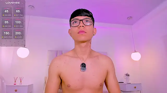 Snapshot of CodyTwink chatting on 06/19/26, 12:00 CodyTwink online show from 06/19/26, 12:00