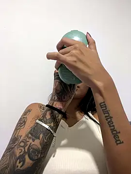 DeuxGold online show from 12/19/25, 01:53